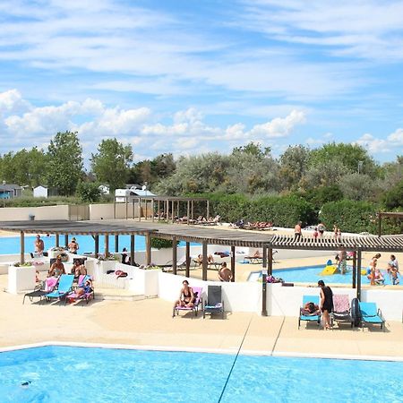 Camping La Brise De Camargue Сент-Мари-де-ла-Мер Экстерьер фото