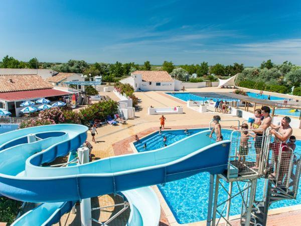 Camping La Brise De Camargue Сент-Мари-де-ла-Мер Экстерьер фото
