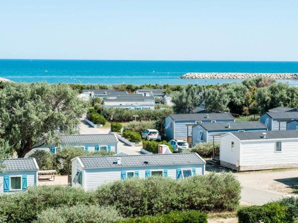 Camping La Brise De Camargue Сент-Мари-де-ла-Мер Экстерьер фото